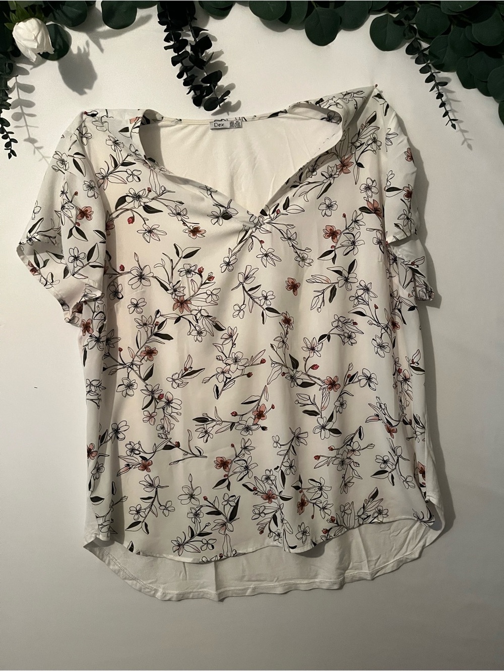 Dex Cream Floral V-Neck Short Sleeve Blouse with Pink & Black Accents